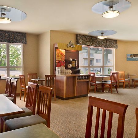 Ramada By Wyndham Nanaimo Hotel Eksteriør billede